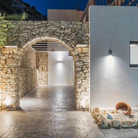 Paganos Holiday home *
